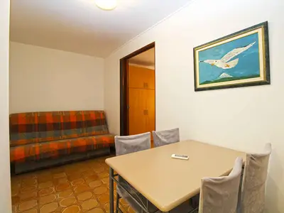 Ferienwohnung für 4 Personen (38 m²) in Pjescana Uvala 9/10