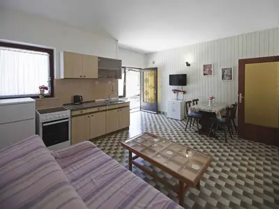 Ferienwohnung für 4 Personen (45 m²) in Pjescana Uvala 6/10