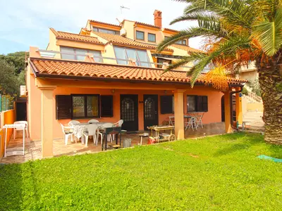 Ferienwohnung für 6 Personen (135 m²) in Pjescana Uvala 7/10