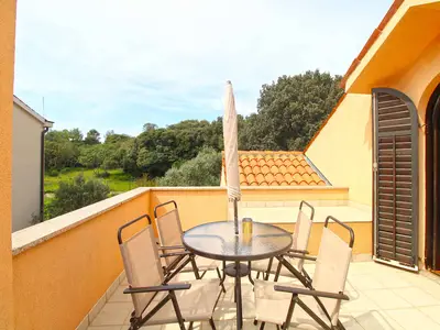 Ferienwohnung für 6 Personen (135 m²) in Pjescana Uvala 8/10