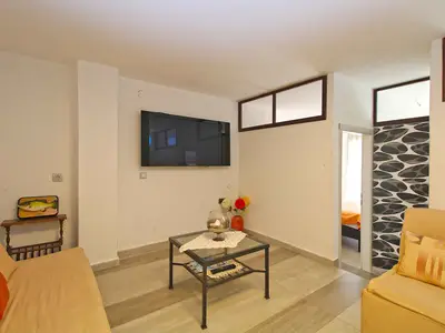 Ferienwohnung für 7 Personen (90 m²) in Pjescana Uvala 8/10