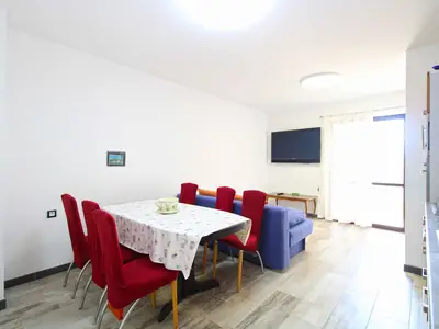 Ferienwohnung für 4 Personen (60 m²) in Pjescana Uvala 4/10