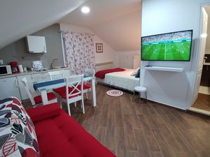 19086431-Ferienwohnung-2-Plat-300x225-2