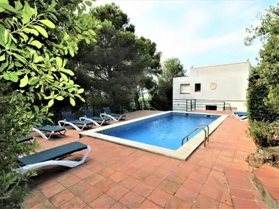PoolOfHouse