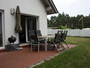 23150143-Ferienwohnung-7-Plau am See-300x225-1