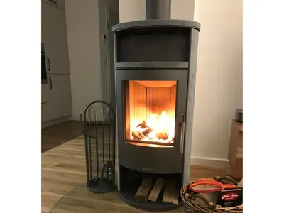 Kamin-/Ofen