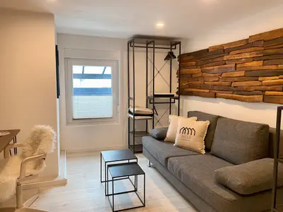 Photo, INSIDE, OUTSIDE