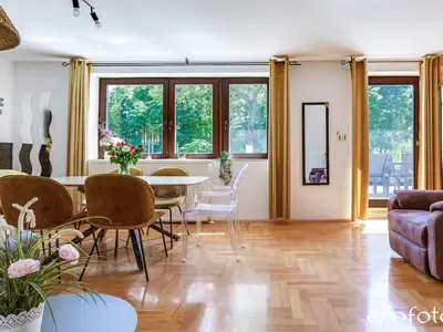 DiningRoom