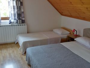 24058682-Ferienwohnung-6-Plitvička Jezera-300x225-3