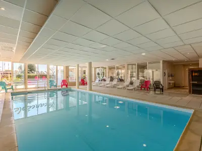PoolOfHouse