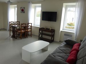 23289565-Ferienwohnung-4-Ploulec'h-300x225-1