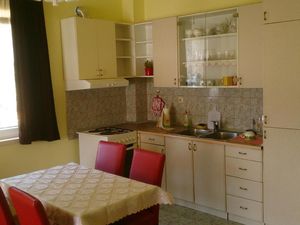 22440313-Ferienwohnung-4-Ploče-300x225-5