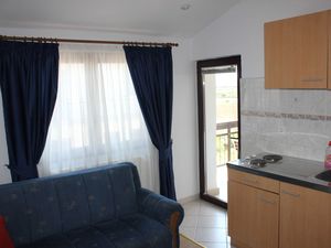 24058597-Ferienwohnung-5-Ploče-300x225-1