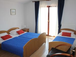 24058597-Ferienwohnung-5-Ploče-300x225-3