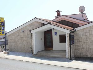 24058688-Ferienwohnung-4-Ploče-300x225-4