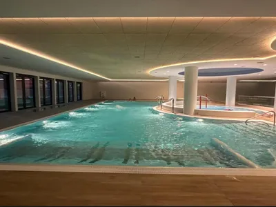 PoolOfHouse