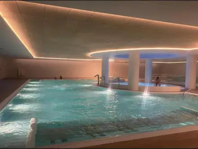 PoolOfHouse