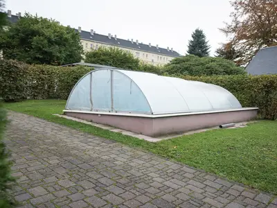 PoolOfHouse