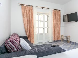 18322061-Ferienwohnung-4-Podaca-300x225-2