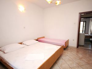 Ferienwohnung für 3 Personen (19 m²) in Podaca