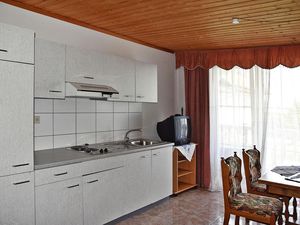 23312460-Ferienwohnung-4-Podersdorf am See-300x225-2