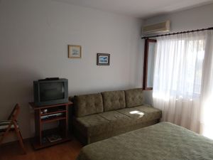 23021749-Ferienwohnung-3-Podgora-300x225-4