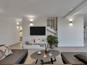 23140415-Ferienwohnung-6-Podgora-300x225-5