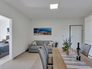 23140719-Ferienwohnung-4-Podgora-300x225-2