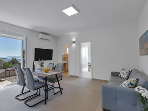 23140719-Ferienwohnung-4-Podgora-300x225-3