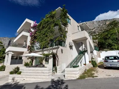 Ferienwohnung für 5 Personen in Podgora 3/10