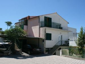 Ferienwohnung für 3 Personen in Podgora