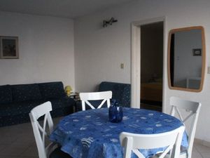 19284752-Ferienwohnung-4-Podgora-300x225-4