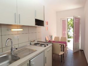 19285002-Ferienwohnung-0-Podgora-300x225-4