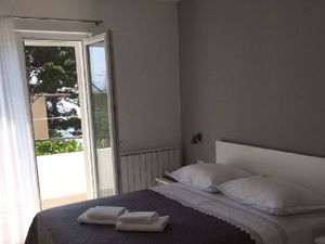 Ferienwohnung mit Schlafzimmer (85 m²) in Podgora