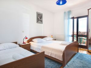 Ferienwohnung für 5 Personen (53 m²) in Podgora