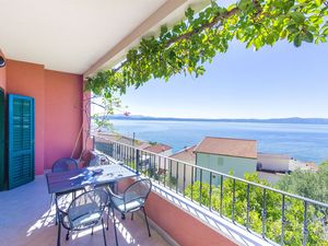 23942383-Ferienwohnung-4-Podgora-300x225-2