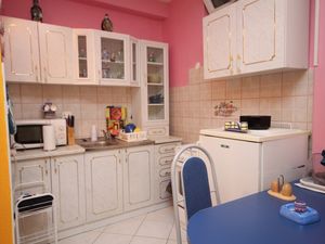 18322278-Ferienwohnung-2-Podgora-300x225-2