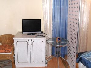 18322278-Ferienwohnung-2-Podgora-300x225-4