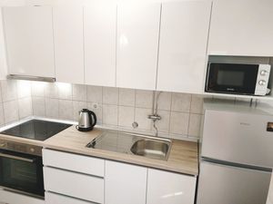 18322211-Ferienwohnung-3-Podgora-300x225-3