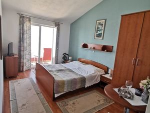 18559855-Ferienwohnung-2-Podgora-300x225-5