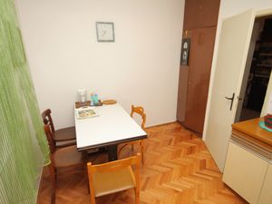 18692843-Ferienwohnung-4-Podgora-300x225-1