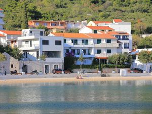 Ferienwohnung für 9 Personen (77 m²) in Podgora