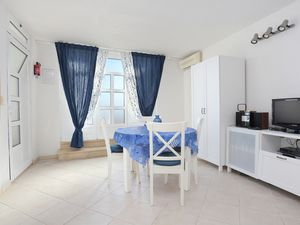 18923337-Ferienwohnung-4-Podgora-300x225-4