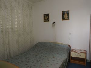 19128150-Ferienwohnung-4-Podgora-300x225-4