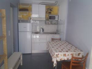 19125921-Ferienwohnung-4-Podgora-300x225-2