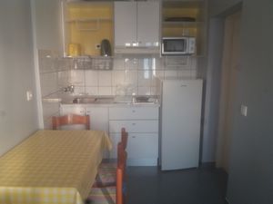 19128209-Ferienwohnung-4-Podgora-300x225-3