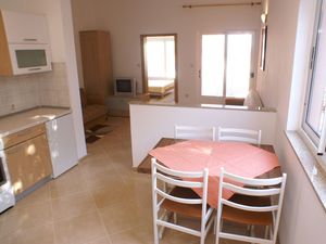 19128413-Ferienwohnung-4-Podgora-300x225-5