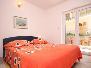 19127226-Ferienwohnung-2-Podgora-300x225-4