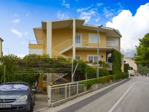 19214696-Ferienwohnung-3-Podgora-300x225-5