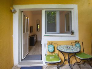 21472511-Ferienwohnung-2-Podgora-300x225-0